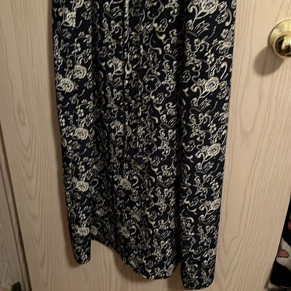 Style my way dress. Long dress with ties. Beautiful dress, love pattern - Picture 5 of 8